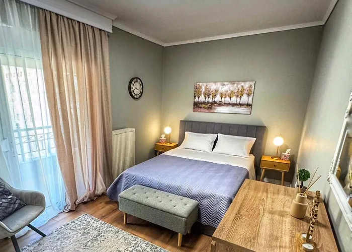 Apartament στο δεύτερο όροφο *